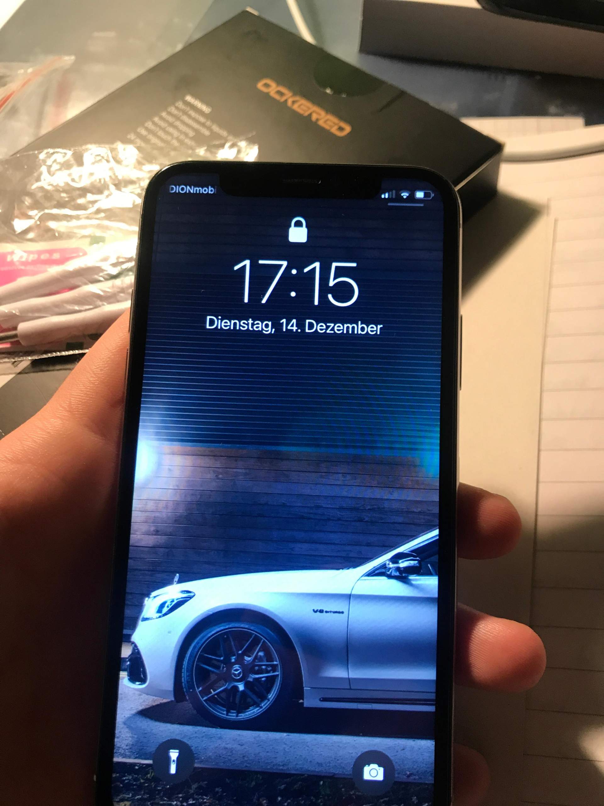 iPhone X display ist an bzw. grau aber reagiert nicht? (Smartphone, Bildschirm, Displayschaden)
