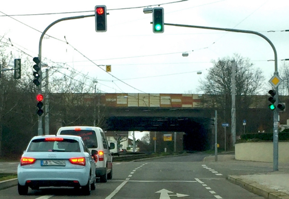 - (Recht, Verkehr, Straßenverkehr)