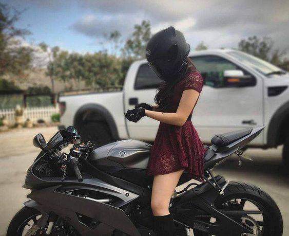  - (Frauen, Kleidung, Motorrad)