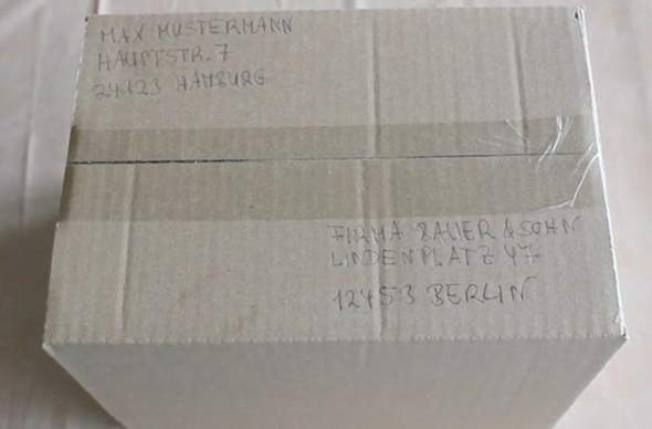 Wie beschrifte ich ein Paket vollständig was ich absenden möchte? (Post)