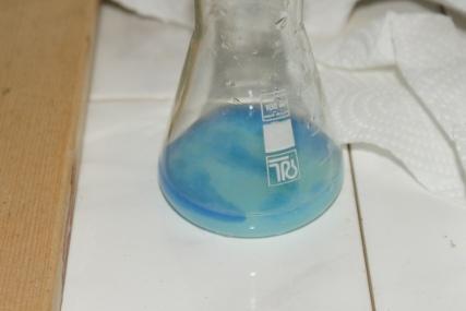 Bild 3 - CuSO4 + NH3 - (Chemie, Reaktionsgleichung, Komplexchemie)