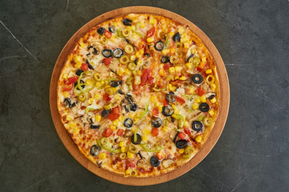 - (Italien, Pizza, Nudeln)