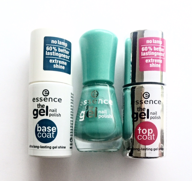 Was ist der Unterschied zwischen Gel Nagellack und normalen Nagellack? (Mädchen, Nägel, Fingernägel)