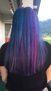 Mit welchem Directions Blau über pink färben? (Farbe, Friseur, Haarfarbe)