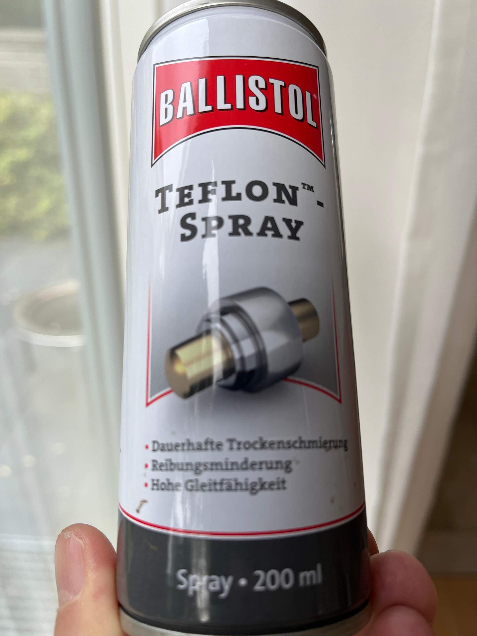 Der Deckel vom Miele S 8340 Staubsauger schließt nicht mehr nach