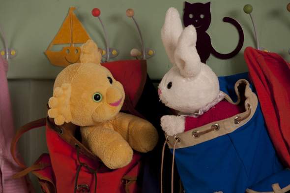 - (Kinderserie, KiKa, Super RTL)
