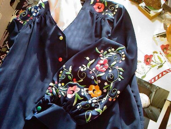 Stickvorlage Auf Schwarzen Stoff Ubertragen Nahen Stricken Schnittmuster