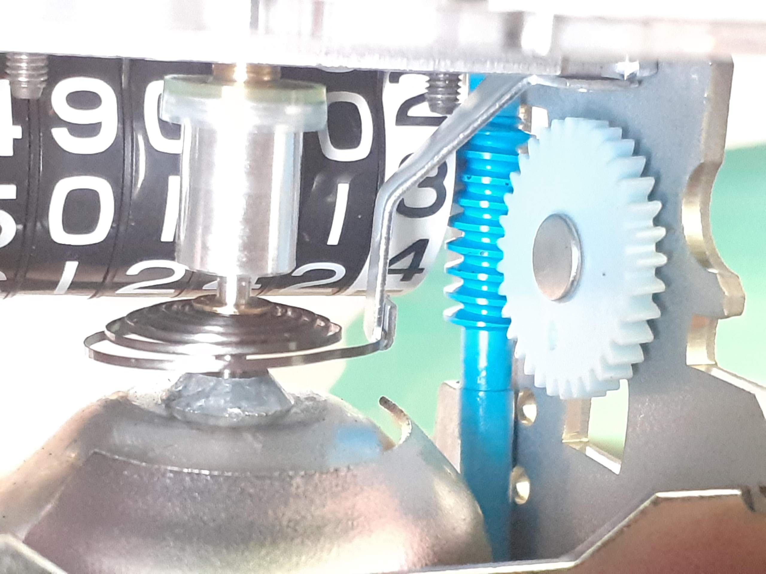 Wie sieht ein Kilometerzähler im Auto? (Motor, Werkstatt, PKW)