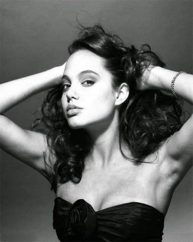  - (Hollywood, Angelina Jolie)