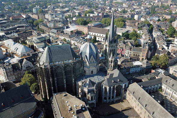 - (Deutschland, Köln, Aachen)