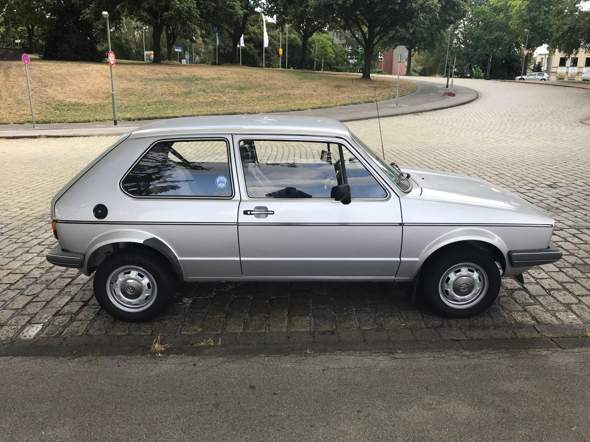 - (Motor, Werkstatt, Autofahren)