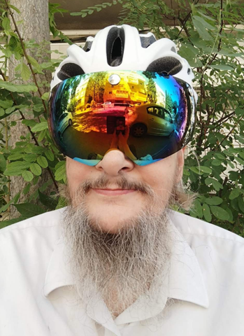 - (Fahrrad, Sicherheit, Straßenverkehr)