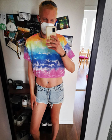 - (Jungs, Männer, Körper)