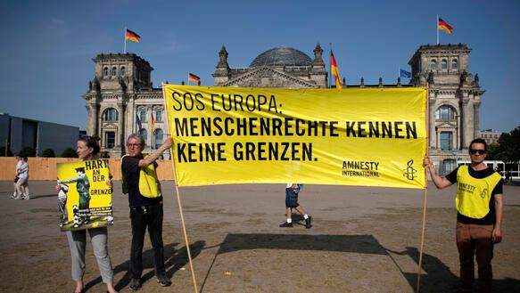 - (Recht, Politik, Geschichte)