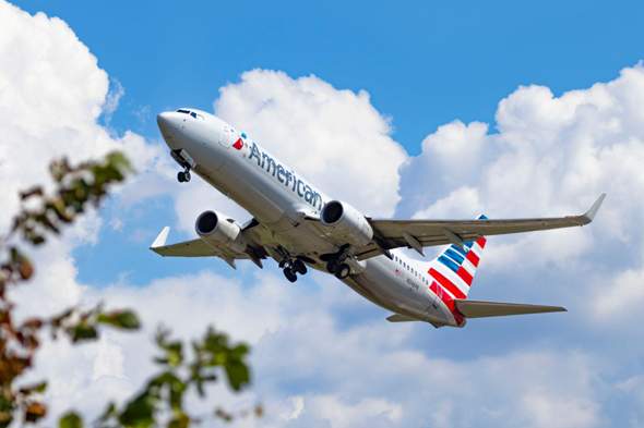 - (Objektiv, Canon EOS, Plane Spotting)