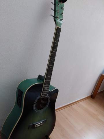 - (Gitarre, Instrument, Musikinstrumente)