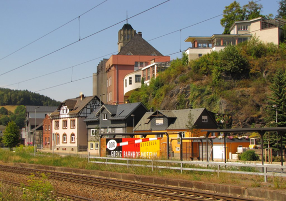 - (Bahn, Berlin, Ticket)