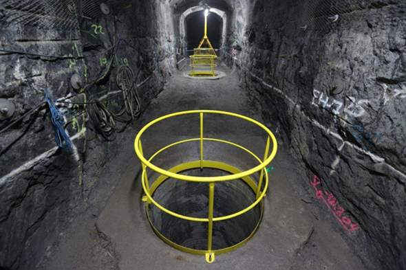 - (Deutschland, Strom, Energie)