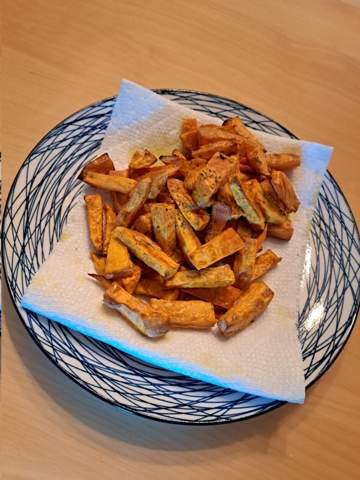 - (McDonald's, Kartoffeln, Fritten)