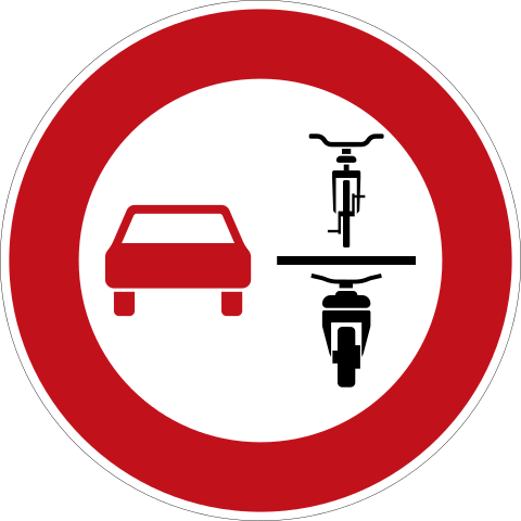 - (Fahrschule, Straßenverkehr, Führerscheinklasse B)