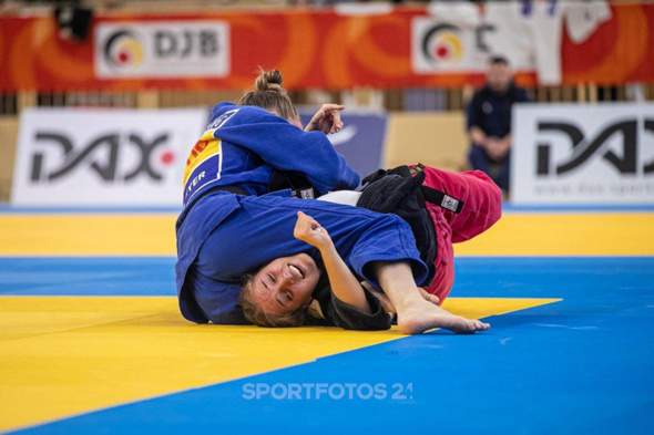 - (Liebe und Beziehung, Sport, Boxen)