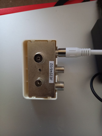 - (Internet, Netzwerk, Telekom)