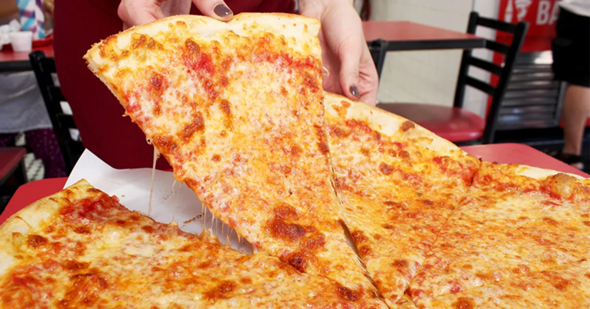 - (Pizza, Fast Food, Lieblingsessen)