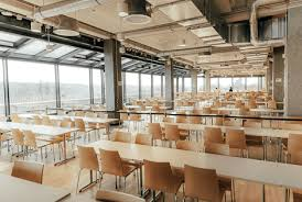 - (Essen, Studium, Universität)