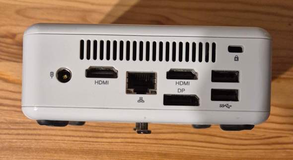 - (Computer, PC, Server)