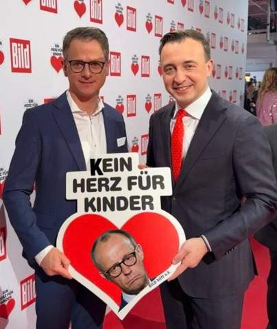- (Politik, Geld, Deutschland)