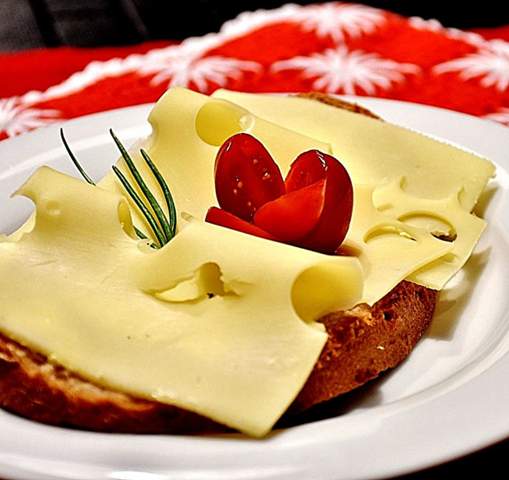 - (Essen, Hunger, Hungergefühl)