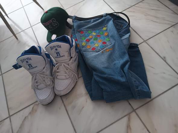 - (Männer, Aussehen, Style)