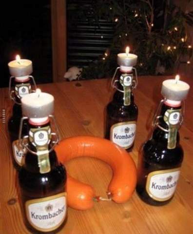 - (Weihnachten, Holz, Metall)