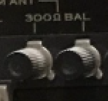 - (Stereoanlage, Audiotechnik)