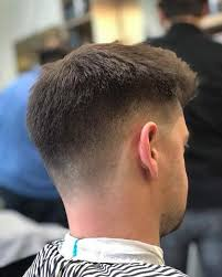 - (Jungs, Männer, Haare)