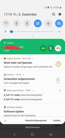 - (Apple, iPhone, App)