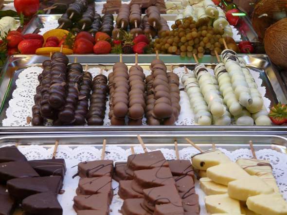 - (Süßigkeiten, Zucker, Schokolade)