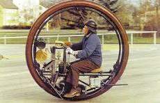 - (Motorrad, Motor)