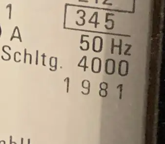 - (Stromverbrauch, Stromzähler)