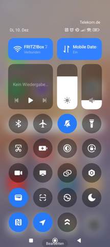 - (Update, Xiaomi)