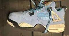 - (Nike, Nike Air Jordan, Nike Air Jordan 4)