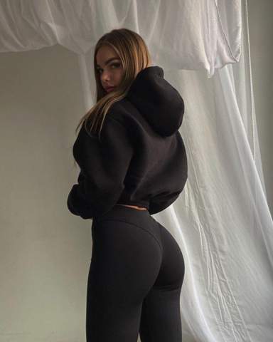 - (Mädchen, Frauen, Jungs)