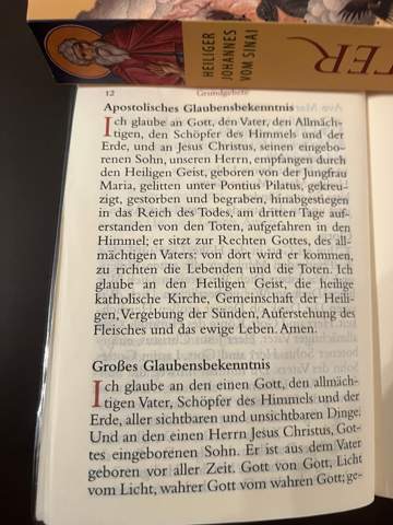 - (Islam, Christentum, Gott)