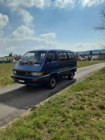 - (Autokauf, Autofahren, Toyota)