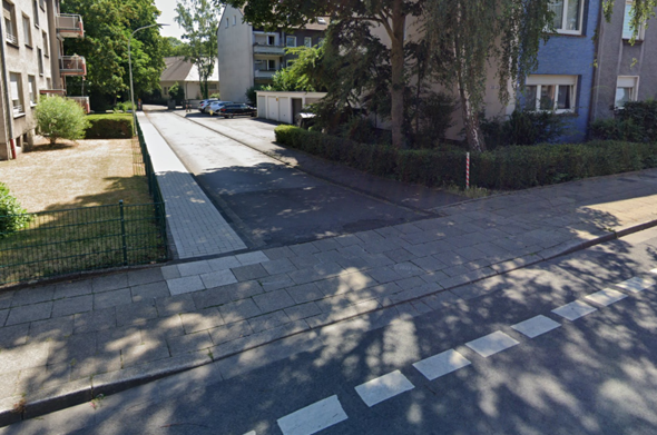 - (Auto, Polizei, Führerschein)