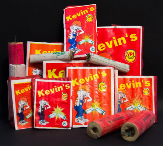 - (Silvester, Feuerwerk, Böller)