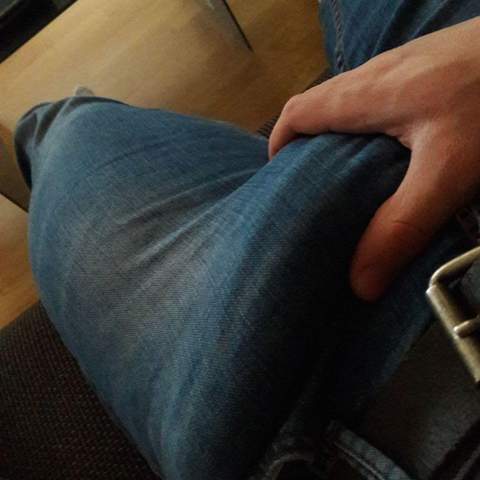 - (Mädchen, Jungs, Beule in der hose)
