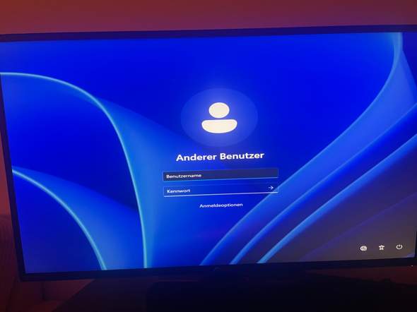 - (Windows, Microsoft, BIOS)