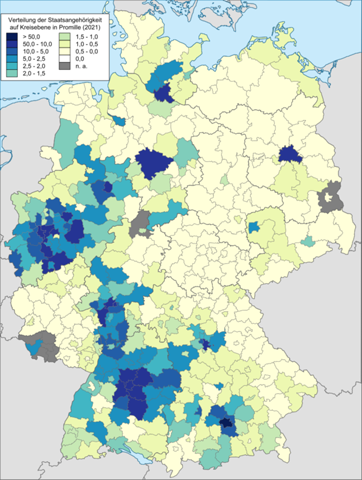 - (Deutschland, Leben, Griechenland)