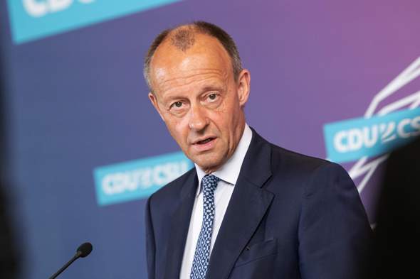 - (Politik, Wahlen, Partei)